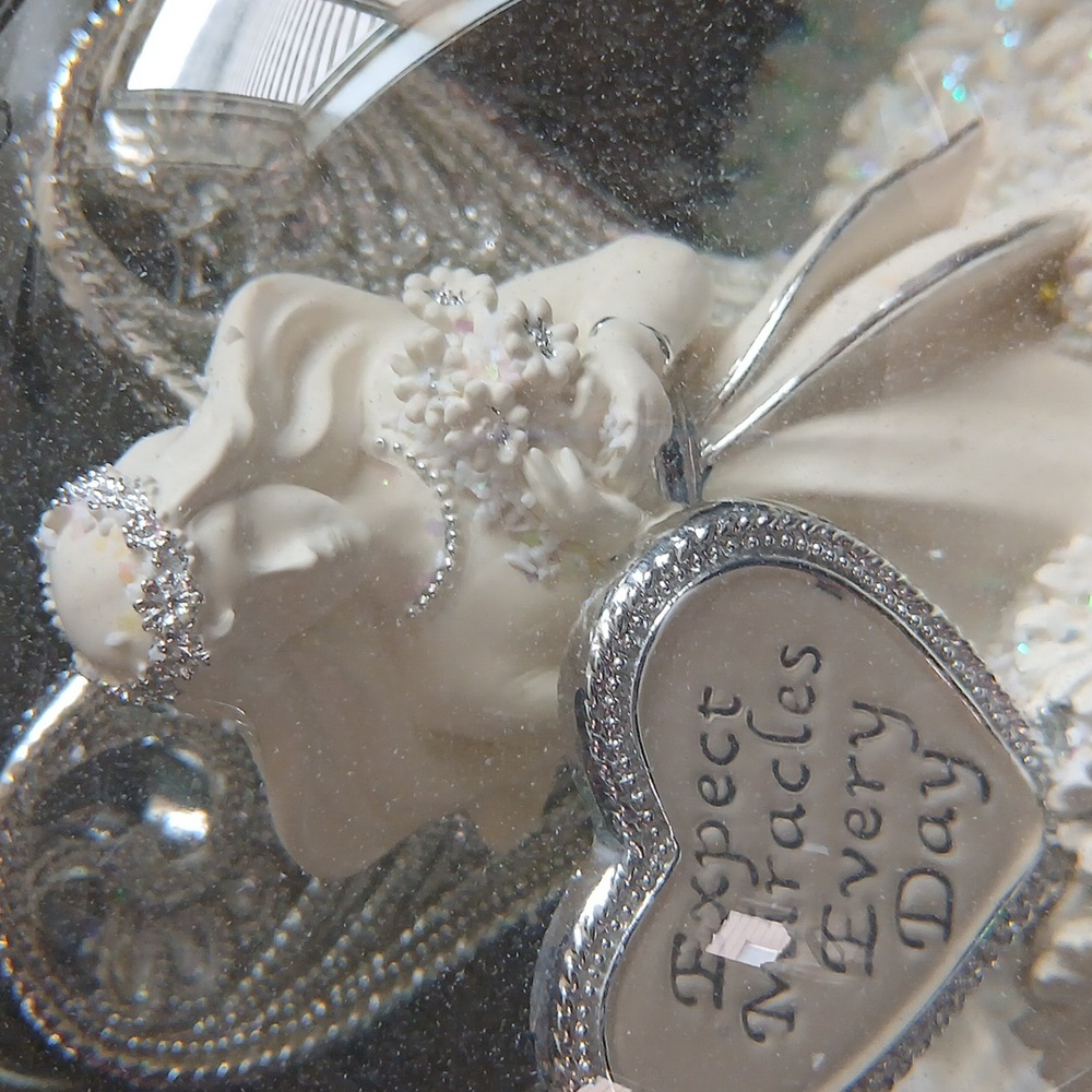 THINGS REMEMBERED Snow Globe with Glitter - Picture 4 of 8